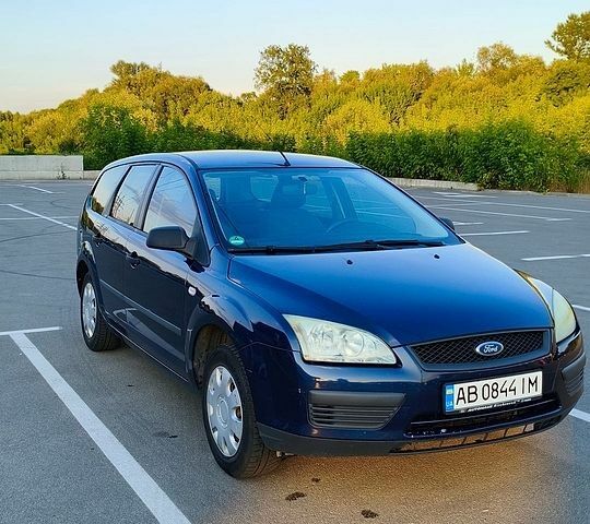 Синий Форд Фокус, объемом двигателя 1.6 л и пробегом 272 тыс. км за 4600 $, фото 1 на Automoto.ua