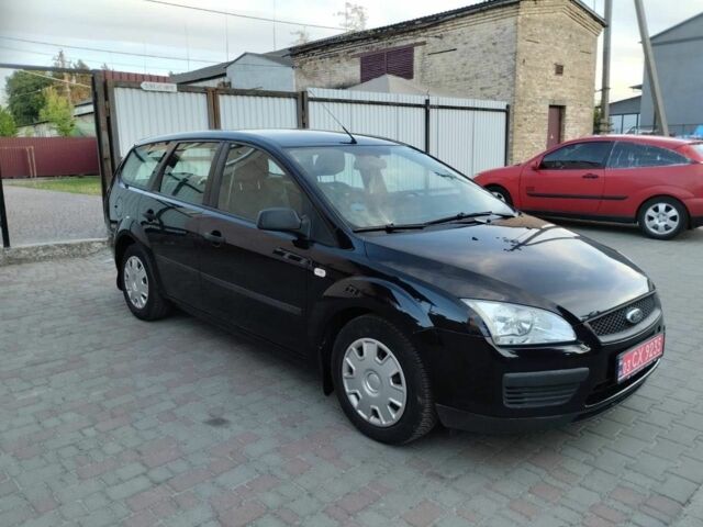 Синий Форд Фокус, объемом двигателя 1.6 л и пробегом 153 тыс. км за 4000 $, фото 1 на Automoto.ua