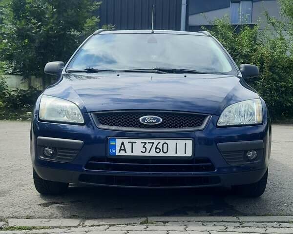 Синий Форд Фокус, объемом двигателя 1.6 л и пробегом 250 тыс. км за 4800 $, фото 1 на Automoto.ua