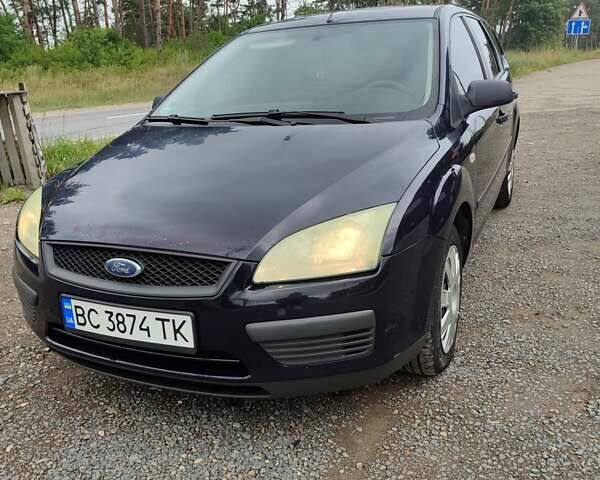 Синій Форд Фокус, об'ємом двигуна 1.6 л та пробігом 278 тис. км за 3850 $, фото 1 на Automoto.ua