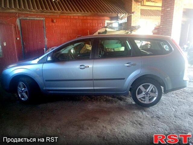 Синий Форд Фокус, объемом двигателя 1.6 л и пробегом 260 тыс. км за 5000 $, фото 1 на Automoto.ua