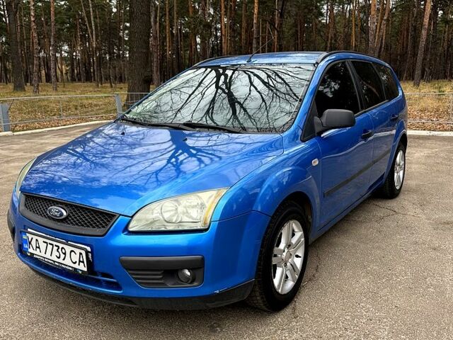 Синий Форд Фокус, объемом двигателя 1.6 л и пробегом 240 тыс. км за 4900 $, фото 1 на Automoto.ua