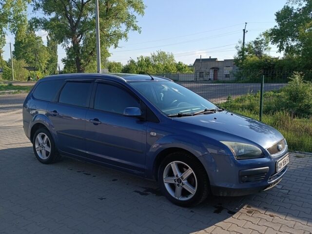 Синий Форд Фокус, объемом двигателя 1.6 л и пробегом 228 тыс. км за 4800 $, фото 1 на Automoto.ua