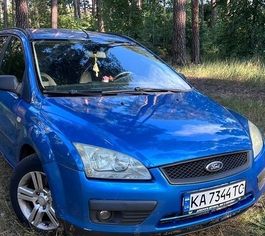 Синий Форд Фокус, объемом двигателя 1.6 л и пробегом 242 тыс. км за 4600 $, фото 1 на Automoto.ua