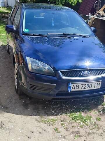 Синий Форд Фокус, объемом двигателя 1.6 л и пробегом 274 тыс. км за 4500 $, фото 1 на Automoto.ua