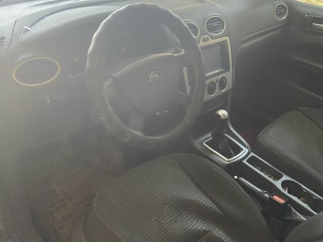 Синий Форд Фокус, объемом двигателя 1.6 л и пробегом 226 тыс. км за 2500 $, фото 1 на Automoto.ua