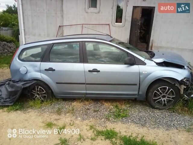 Синій Форд Фокус, об'ємом двигуна 1.6 л та пробігом 230 тис. км за 720 $, фото 1 на Automoto.ua