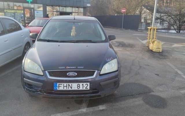 Синий Форд Фокус, объемом двигателя 0 л и пробегом 330 тыс. км за 3200 $, фото 1 на Automoto.ua