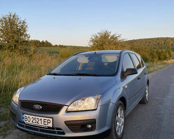 Синий Форд Фокус, объемом двигателя 1.6 л и пробегом 287 тыс. км за 4600 $, фото 1 на Automoto.ua