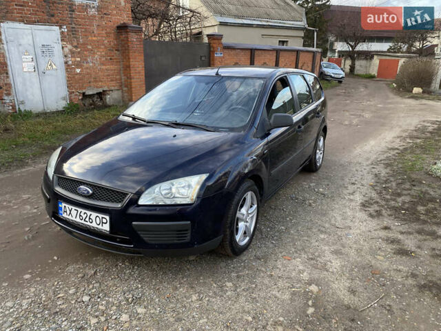 Синій Форд Фокус, об'ємом двигуна 1.56 л та пробігом 300 тис. км за 3950 $, фото 1 на Automoto.ua