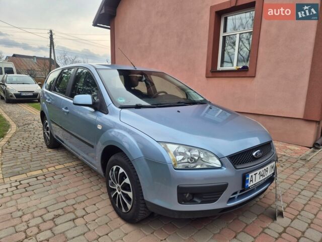 Синий Форд Фокус, объемом двигателя 1.6 л и пробегом 215 тыс. км за 5000 $, фото 1 на Automoto.ua