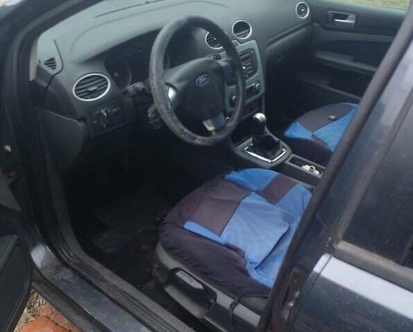 Синий Форд Фокус, объемом двигателя 1.8 л и пробегом 220 тыс. км за 2700 $, фото 1 на Automoto.ua