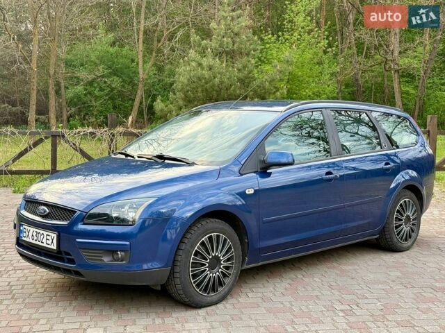 Синий Форд Фокус, объемом двигателя 1.8 л и пробегом 226 тыс. км за 5600 $, фото 1 на Automoto.ua