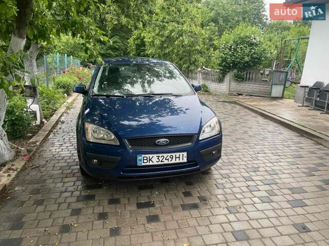 Синій Форд Фокус, об'ємом двигуна 1.6 л та пробігом 362 тис. км за 4000 $, фото 1 на Automoto.ua