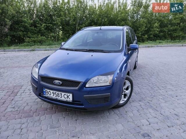 Синий Форд Фокус, объемом двигателя 1.8 л и пробегом 400 тыс. км за 4300 $, фото 1 на Automoto.ua