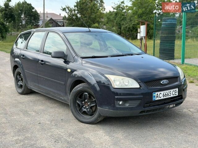 Синій Форд Фокус, об'ємом двигуна 1.6 л та пробігом 400 тис. км за 2500 $, фото 1 на Automoto.ua