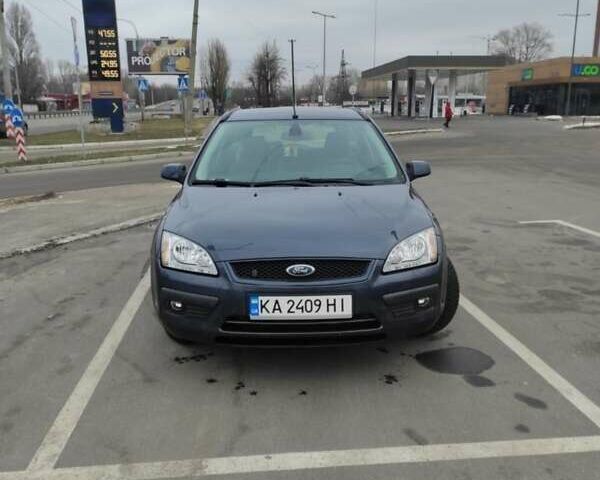 Синий Форд Фокус, объемом двигателя 1.8 л и пробегом 210 тыс. км за 5500 $, фото 1 на Automoto.ua