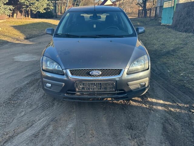 Синий Форд Фокус, объемом двигателя 1.8 л и пробегом 300 тыс. км за 2396 $, фото 1 на Automoto.ua