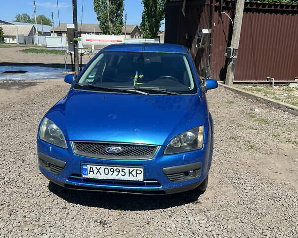 Синій Форд Фокус, об'ємом двигуна 2 л та пробігом 279 тис. км за 4300 $, фото 1 на Automoto.ua