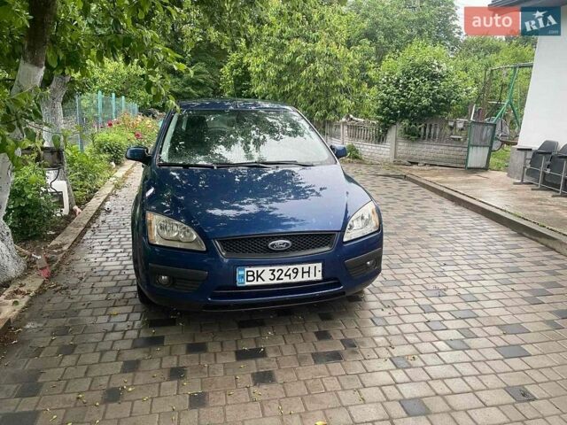 Синій Форд Фокус, об'ємом двигуна 1.6 л та пробігом 362 тис. км за 4100 $, фото 1 на Automoto.ua