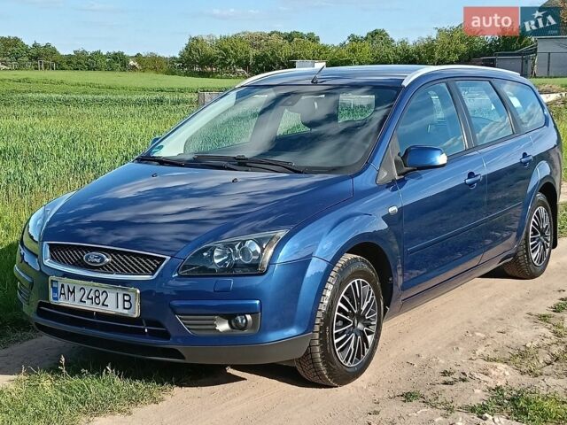 Синий Форд Фокус, объемом двигателя 1.8 л и пробегом 202 тыс. км за 5200 $, фото 1 на Automoto.ua