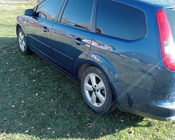 Синій Форд Фокус, об'ємом двигуна 1.6 л та пробігом 313 тис. км за 4450 $, фото 1 на Automoto.ua