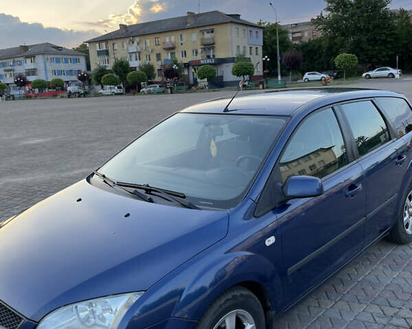 Синий Форд Фокус, объемом двигателя 1.56 л и пробегом 240 тыс. км за 3750 $, фото 1 на Automoto.ua