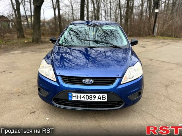 Синий Форд Фокус, объемом двигателя 1.6 л и пробегом 300 тыс. км за 5200 $, фото 1 на Automoto.ua