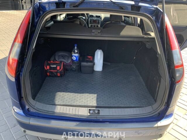 Синий Форд Фокус, объемом двигателя 1.8 л и пробегом 0 тыс. км за 4800 $, фото 1 на Automoto.ua