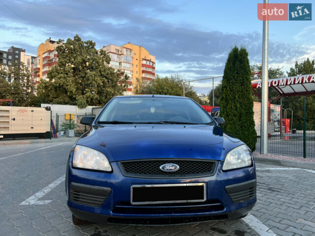 Синий Форд Фокус, объемом двигателя 1.6 л и пробегом 295 тыс. км за 3500 $, фото 1 на Automoto.ua