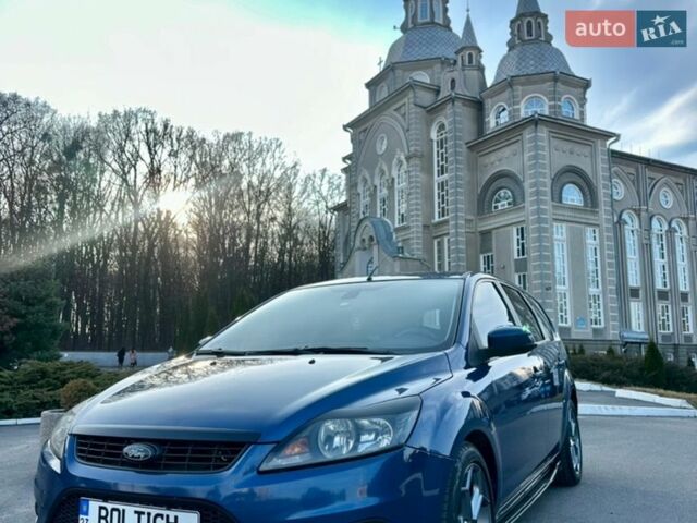 Синий Форд Фокус, объемом двигателя 2 л и пробегом 285 тыс. км за 6000 $, фото 1 на Automoto.ua