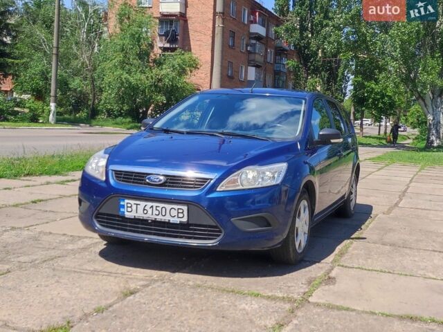 Синий Форд Фокус, объемом двигателя 1.6 л и пробегом 167 тыс. км за 5500 $, фото 1 на Automoto.ua