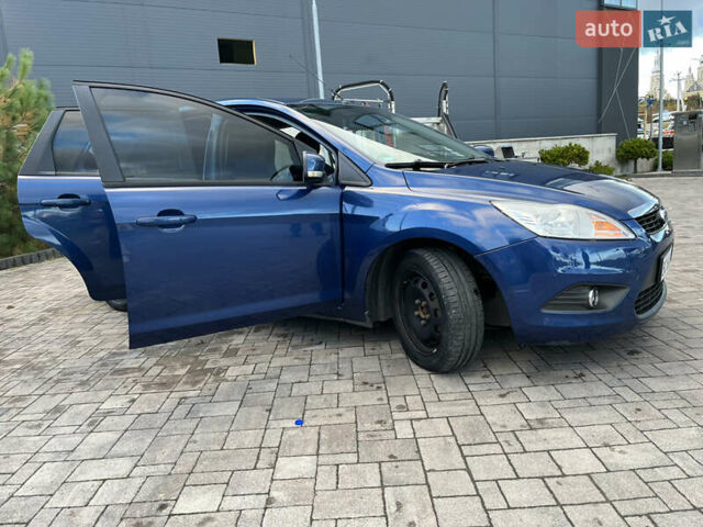 Форд Фокус 2008 у Львові на Automoto.ua Синій Форд Фокус, об'ємом двигуна 1.56 л та пробігом 400 тис. км за 4500 $, фото 1 на Automoto.ua