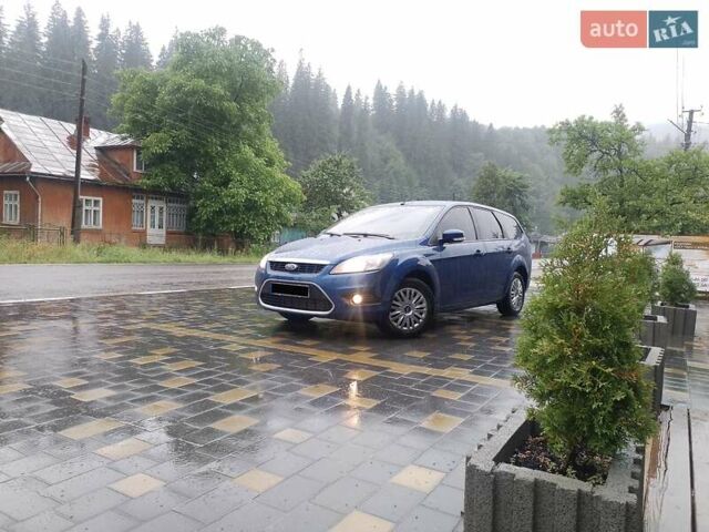 Синий Форд Фокус, объемом двигателя 1.6 л и пробегом 265 тыс. км за 5200 $, фото 1 на Automoto.ua