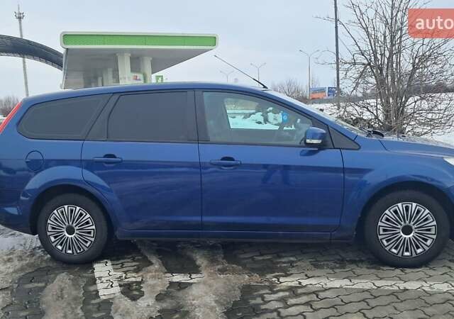 Синій Форд Фокус, об'ємом двигуна 1.6 л та пробігом 209 тис. км за 5299 $, фото 1 на Automoto.ua