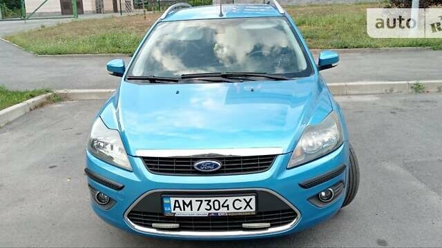 Синий Форд Фокус, объемом двигателя 1.6 л и пробегом 291 тыс. км за 5900 $, фото 1 на Automoto.ua