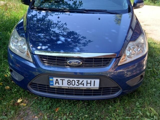 Синий Форд Фокус, объемом двигателя 1.6 л и пробегом 194 тыс. км за 5200 $, фото 1 на Automoto.ua