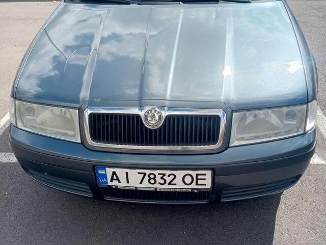 Синій Форд Фокус, об'ємом двигуна 2 л та пробігом 280 тис. км за 4450 $, фото 1 на Automoto.ua