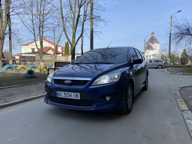 Синій Форд Фокус, об'ємом двигуна 1.6 л та пробігом 328 тис. км за 6200 $, фото 1 на Automoto.ua