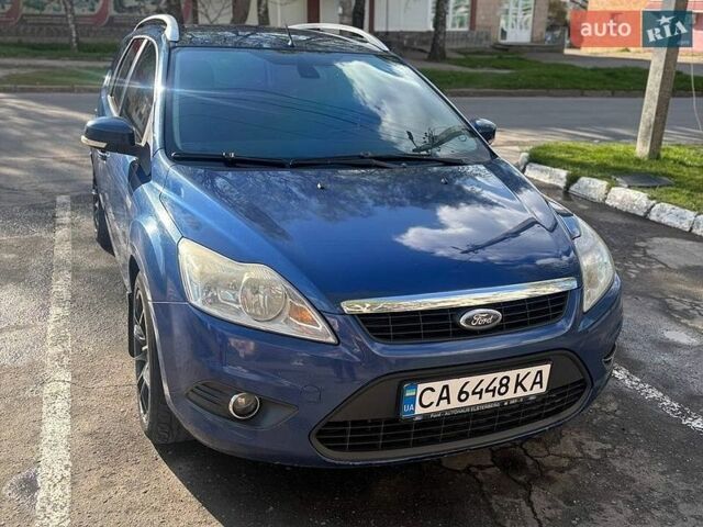 Синий Форд Фокус, объемом двигателя 1.6 л и пробегом 259 тыс. км за 5500 $, фото 1 на Automoto.ua
