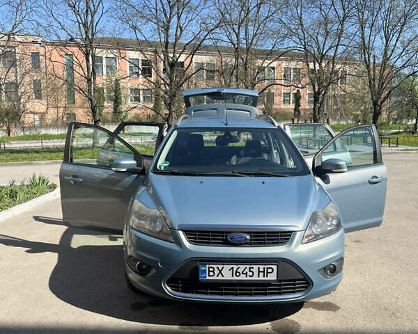 Синий Форд Фокус, объемом двигателя 1.8 л и пробегом 201 тыс. км за 5100 $, фото 1 на Automoto.ua