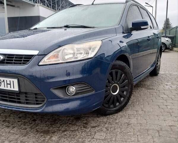 Синий Форд Фокус, объемом двигателя 1.6 л и пробегом 278 тыс. км за 5100 $, фото 1 на Automoto.ua
