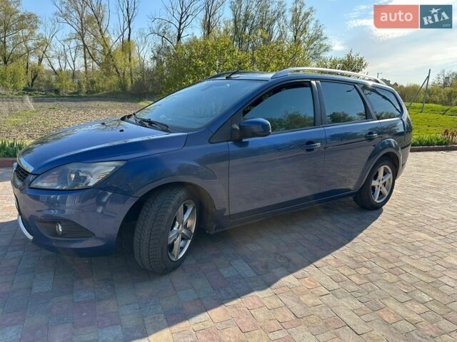 Синій Форд Фокус, об'ємом двигуна 1.56 л та пробігом 332 тис. км за 4600 $, фото 1 на Automoto.ua
