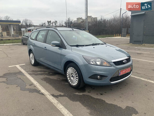 Синій Форд Фокус, об'ємом двигуна 1.6 л та пробігом 249 тис. км за 6000 $, фото 1 на Automoto.ua