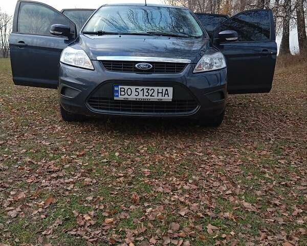 Синий Форд Фокус, объемом двигателя 1.6 л и пробегом 240 тыс. км за 6000 $, фото 1 на Automoto.ua