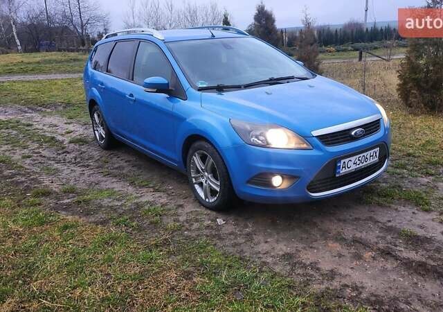 Синий Форд Фокус, объемом двигателя 1.6 л и пробегом 224 тыс. км за 5500 $, фото 1 на Automoto.ua