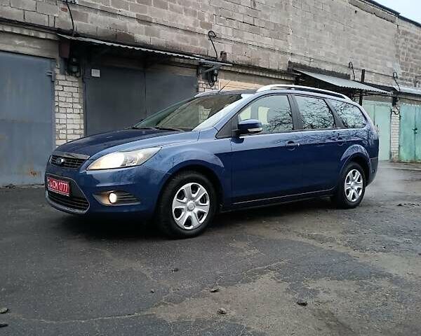 Синий Форд Фокус, объемом двигателя 1.6 л и пробегом 225 тыс. км за 5999 $, фото 1 на Automoto.ua
