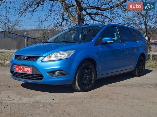 Синий Форд Фокус, объемом двигателя 1.6 л и пробегом 250 тыс. км за 4999 $, фото 1 на Automoto.ua