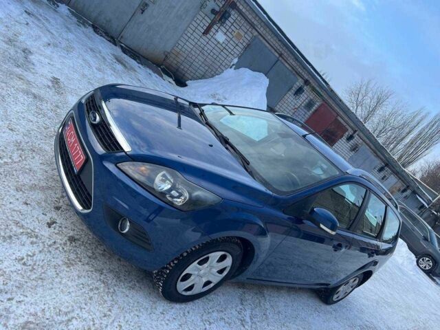 Синий Форд Фокус, объемом двигателя 1.6 л и пробегом 225 тыс. км за 5999 $, фото 1 на Automoto.ua