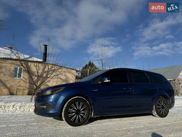 Синий Форд Фокус, объемом двигателя 1.56 л и пробегом 265 тыс. км за 5600 $, фото 1 на Automoto.ua